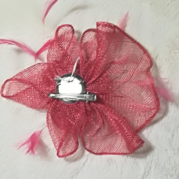 Fasinator Hair clip. - Pink (Brand New) - Picture 3 of 3